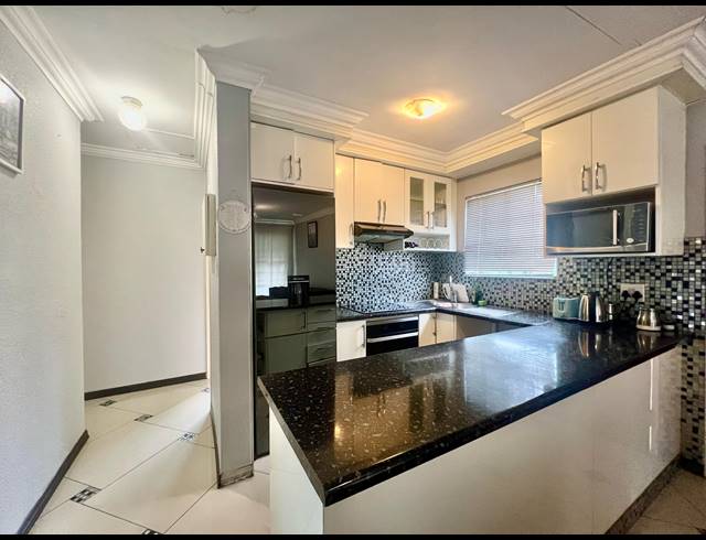 3 BEDROOM SIMPLEX FOR SALE IN LINMEYER